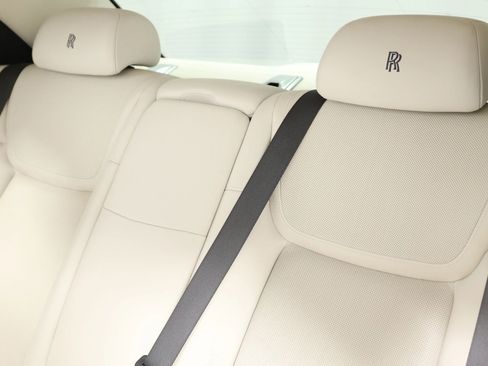 Used 2015 Rolls-Royce Ghost RWD image 59