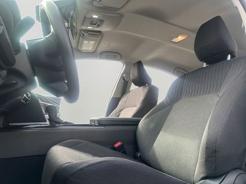 Used 2025 Toyota Camry LE image 21