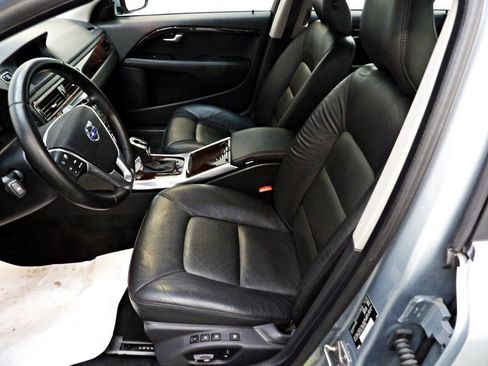 Used 2014 Volvo S80 3.2 w/ Technology Package FWD image 8