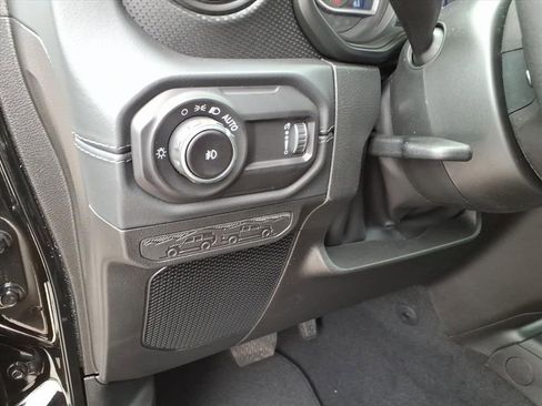 New 2025 Jeep Wrangler Unlimited Rubicon image 16