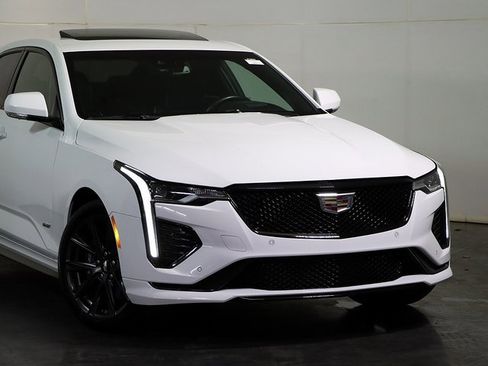 Used 2023 Cadillac CT4 V w/ Navigation Package image 6