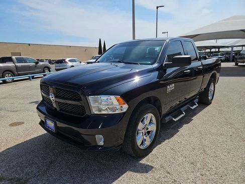 Used 2019 RAM 1500 Express w/ Express Value Package AWD/4WD image 4