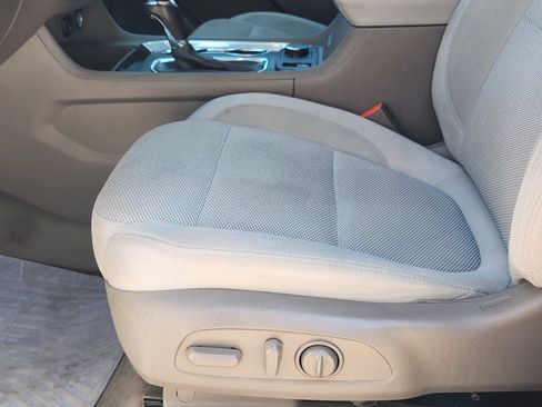 Used 2018 Chevrolet Traverse LT AWD/4WD image 26