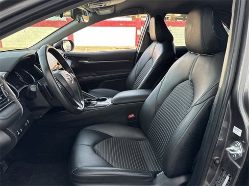Used 2024 Toyota Camry SE image 24