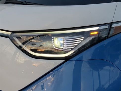 New 2025 Volkswagen ID. Buzz Pro S Plus image 7