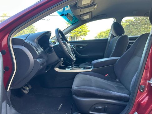 Used 2013 Nissan Altima 2.5 S image 10