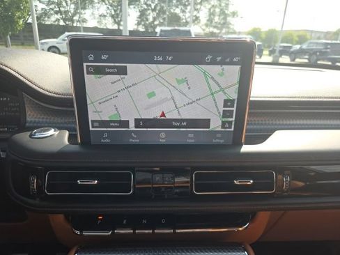 Certified 2024 Lincoln Aviator Black Label AWD/4WD image 37