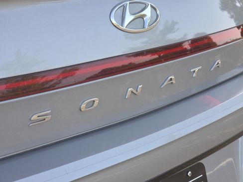 Used 2023 Hyundai Sonata Limited FWD image 19