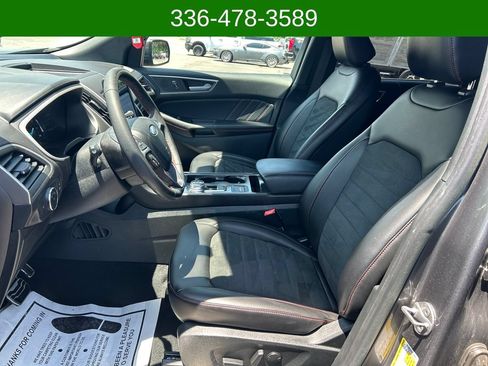 Used 2021 Ford Edge ST-Line FWD image 9