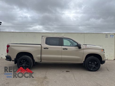 Used 2022 Chevrolet Silverado 1500 LT Trail Boss w/ Protection Package AWD/4WD image 8