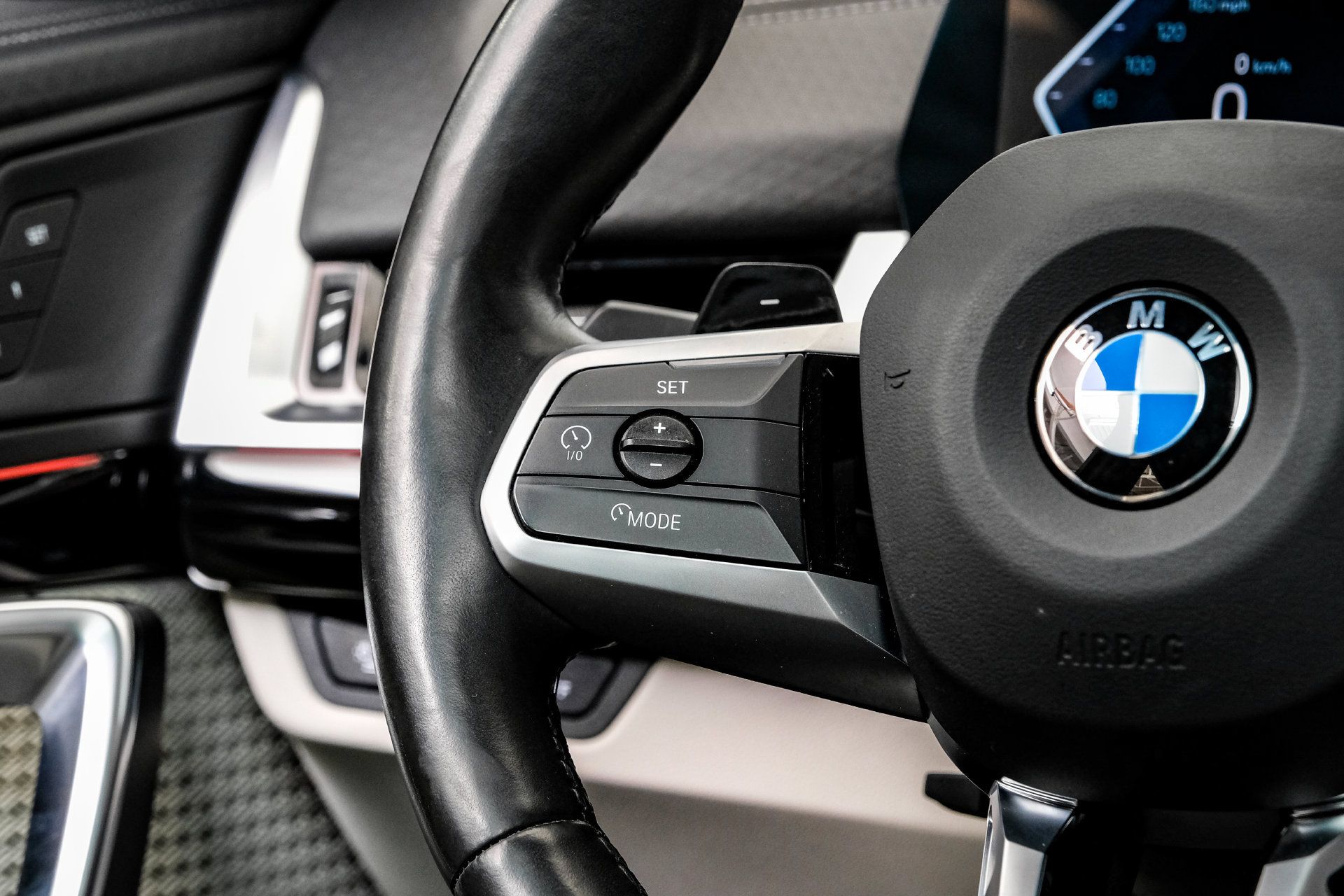 Used 2026 BMW X2 xDrive28i AWD/4WD image 21