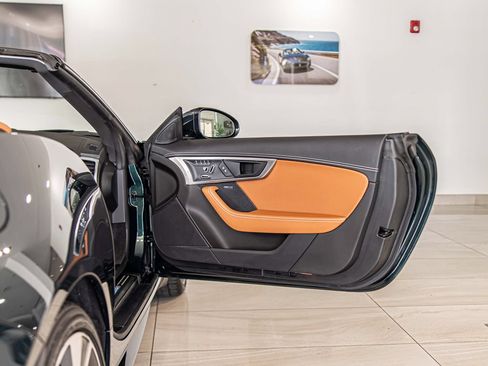 Used 2023 Jaguar F-TYPE R-Dynamic AWD/4WD image 32