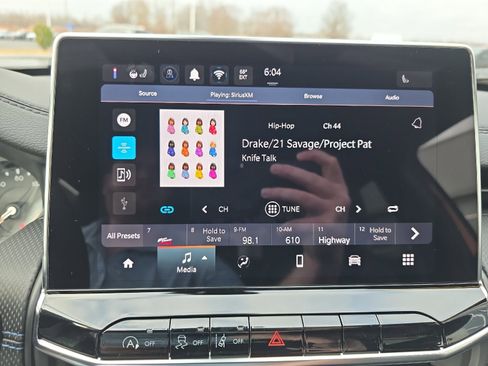 New 2026 Jeep Compass Latitude image 22