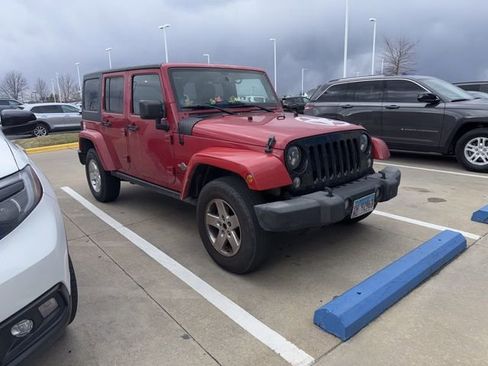 Used 2014 Jeep Wrangler Unlimited Sport image 3