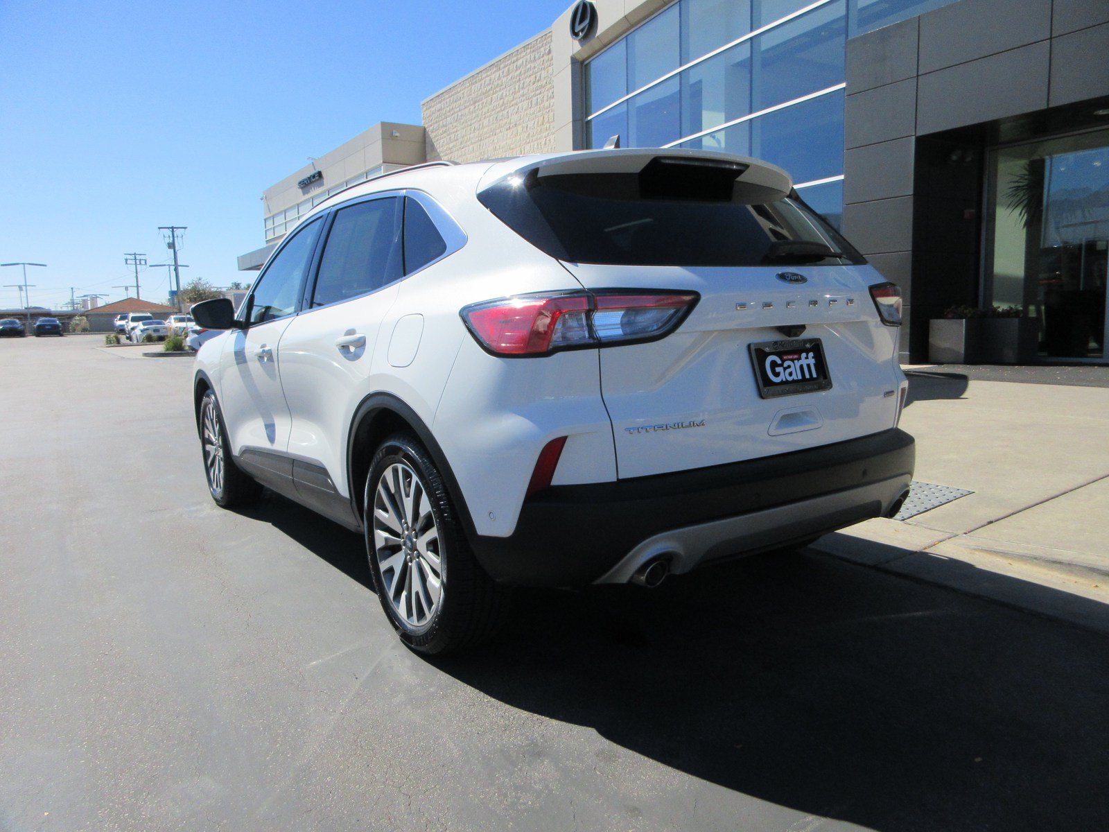 Used 2020 Ford Escape Titanium FWD image 5
