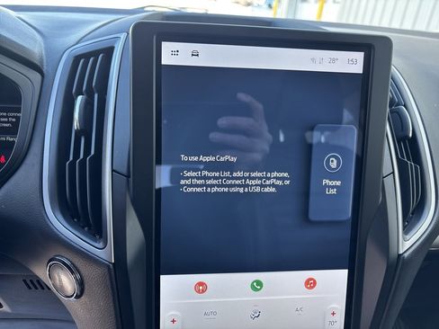 Used 2024 Ford Edge SEL w/ Convenience Package image 17