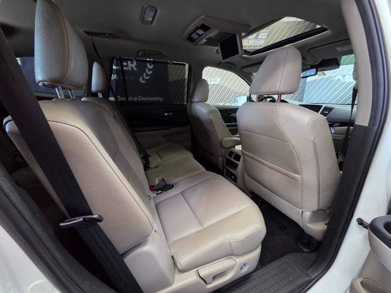 Used 2016 Honda Pilot Touring image 28