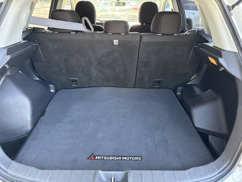 Used 2019 Mitsubishi Outlander Sport ES FWD image 18