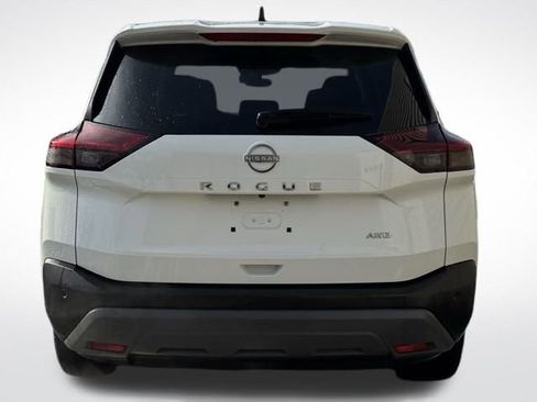 Used 2023 Nissan Rogue S image 7