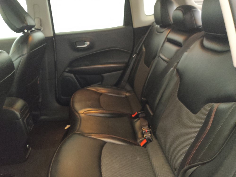 Used 2020 Jeep Compass Trailhawk AWD/4WD image 18
