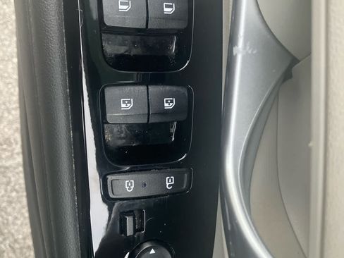 Used 2022 Hyundai Tucson Limited FWD image 12
