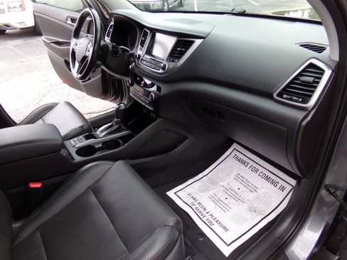 Used 2018 Hyundai Tucson Limited w/ Ultimate Package 02 AWD/4WD image 24