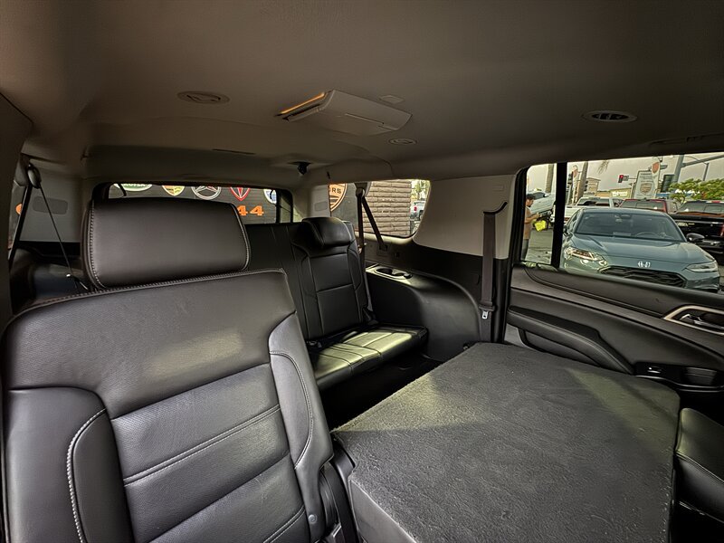 Used 2017 GMC Yukon XL Denali w/ Open Road Package AWD/4WD image 39