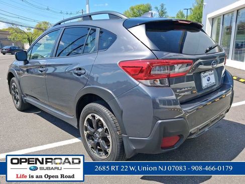 Used 2021 Subaru Crosstrek 2.0i Premium AWD/4WD image 4