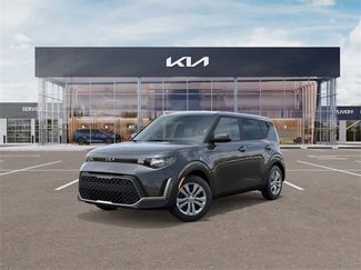 New 2025 Kia Soul LX image 1