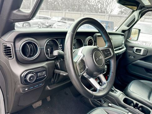 Used 2022 Jeep Wrangler Unlimited Rubicon 4xe image 10