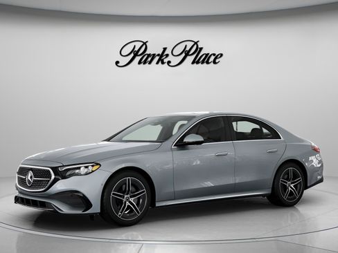 Used 2026 Mercedes-Benz E 350 Sedan image 2