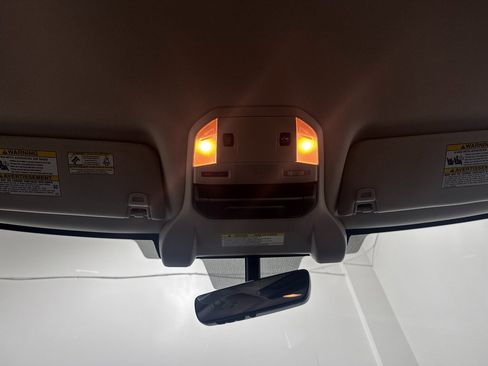 Used 2021 Subaru Ascent Premium w/ Convenience Package image 30