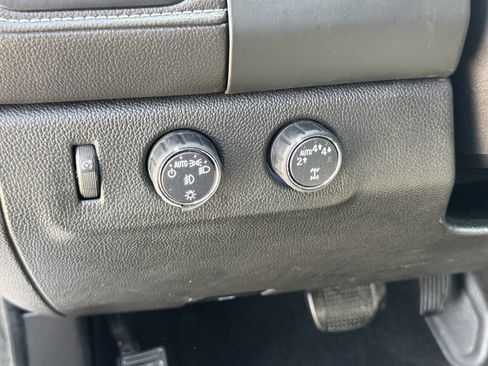 Used 2018 GMC Canyon Denali AWD/4WD image 19