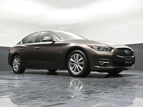 Used 2015 INFINITI Q50 Premium w/ Navigation Package image 29