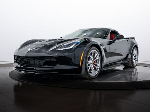 Used 2017 Chevrolet Corvette Z06 w/ Chrome Badge Package image 1