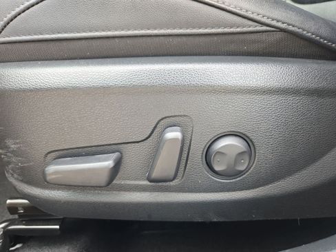 Used 2021 Kia Seltos SX w/ SX Sunroof Package image 17