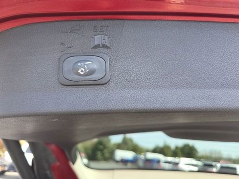 Used 2015 Ford Escape Titanium w/ Equipment Group 301A AWD/4WD image 26