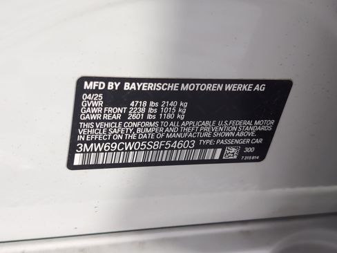 Used 2025 BMW 330i Sedan w/ Convenience Package image 18