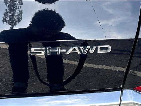 Used 2023 Acura MDX SH-AWD w/ Technology Package image 9
