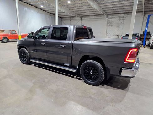 Used 2019 RAM 1500 Big Horn AWD/4WD image 9