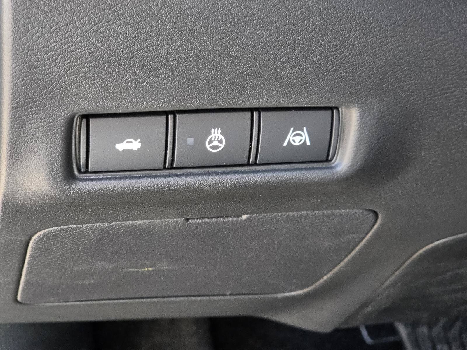 New 2027 Nissan Sentra SR FWD image 19