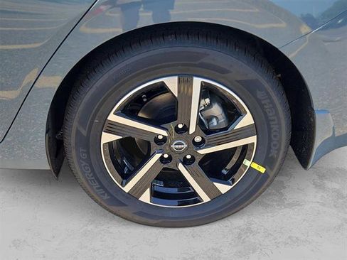 New 2025 Nissan Sentra SV w/ All-Weather Package image 4