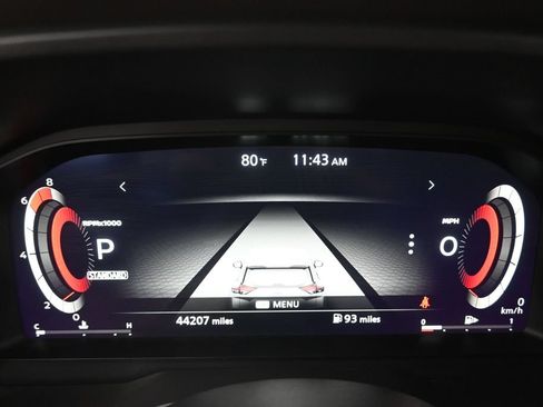 Used 2021 Nissan Rogue Platinum FWD image 16