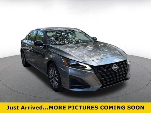Used 2026 Nissan Altima 2.5 SV FWD image 1