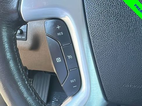 Used 2015 GMC Acadia SLT image 25