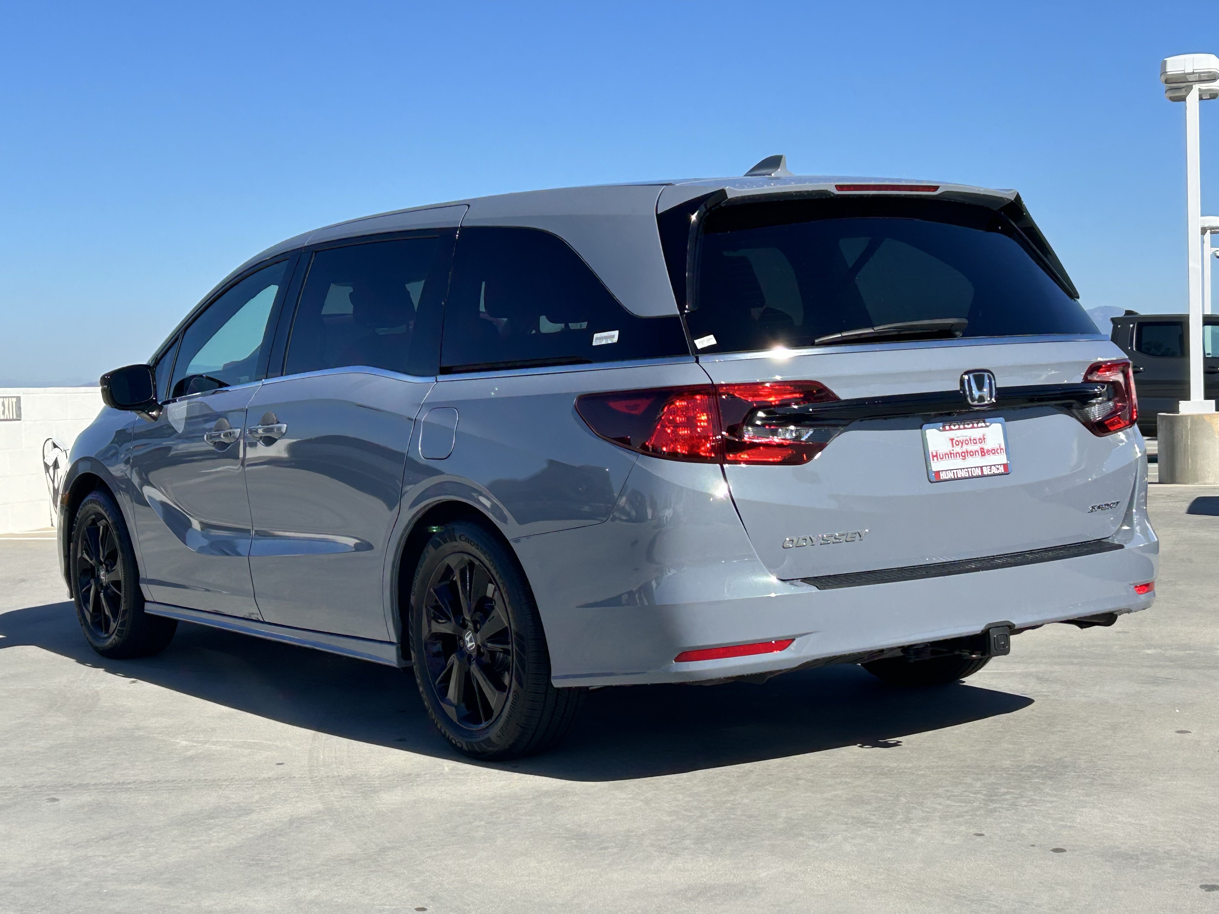 Used 2024 Honda Odyssey Sport image 5