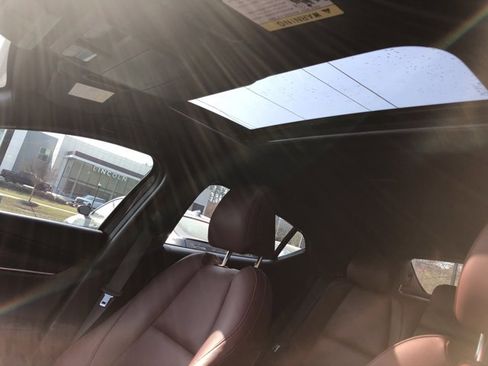 Used 2025 MAZDA MAZDA3 Carbon image 10