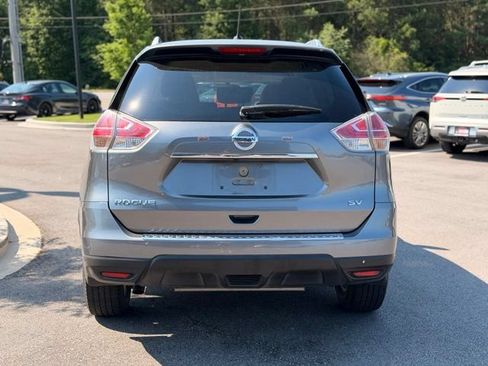 Used 2015 Nissan Rogue SV FWD image 10