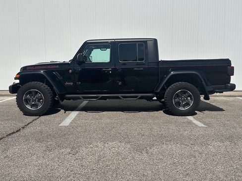 Used 2020 Jeep Gladiator Rubicon AWD/4WD image 2