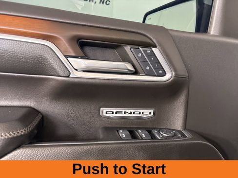 Used 2024 GMC Sierra 1500 Denali w/ Technology Package image 9